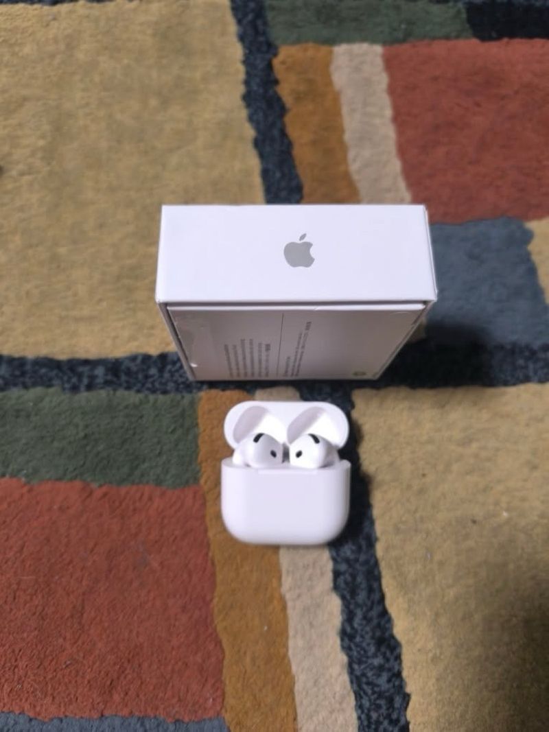 AirPods 4 Blancos Con cancelacion afbeelding 2