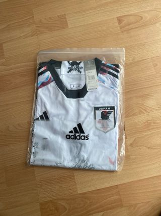 Camiseta Adidas Japón Anime Talla S