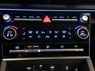 Hyundai Santa Fe HEV 1.6T 215CV CALLIGRAPHY 2025