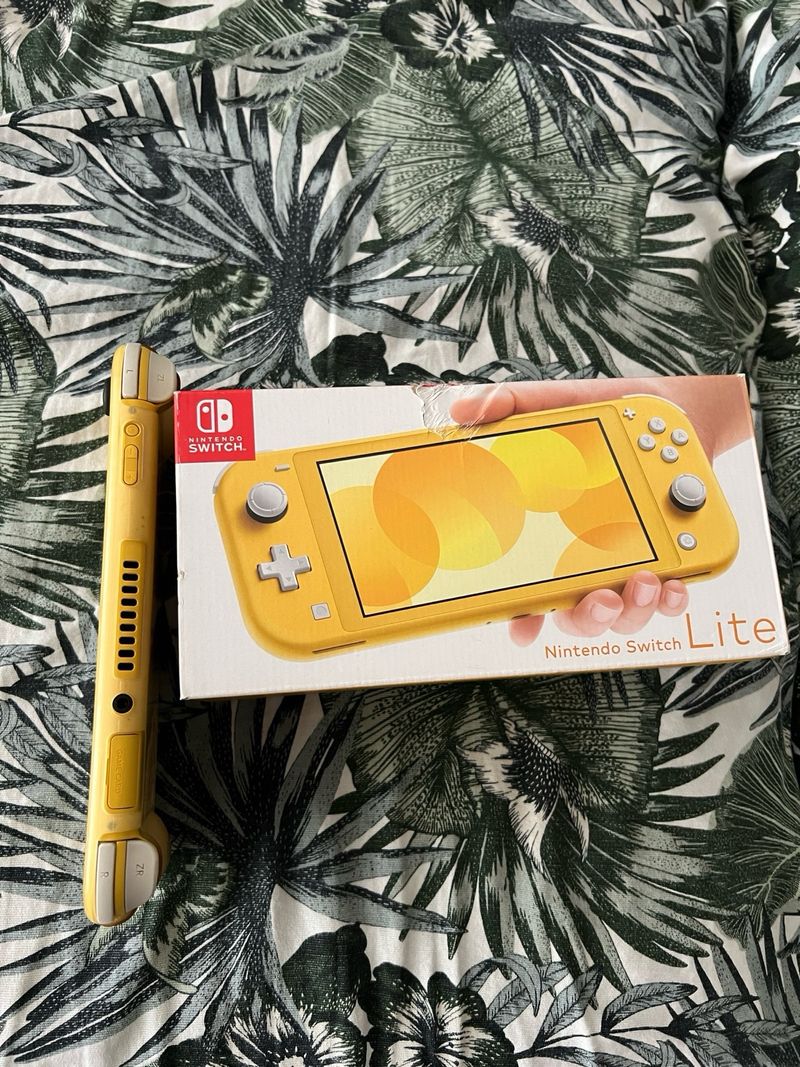 NINTENDO SWITCH LITE afbeelding 4