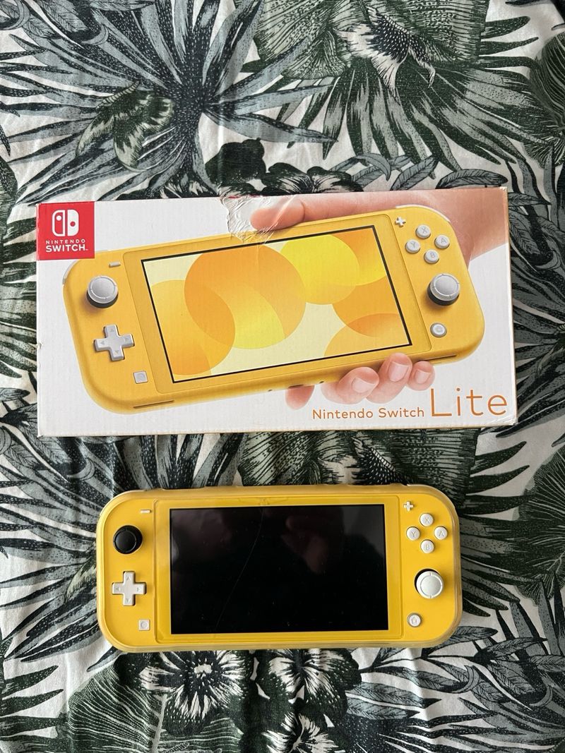 NINTENDO SWITCH LITE afbeelding 2