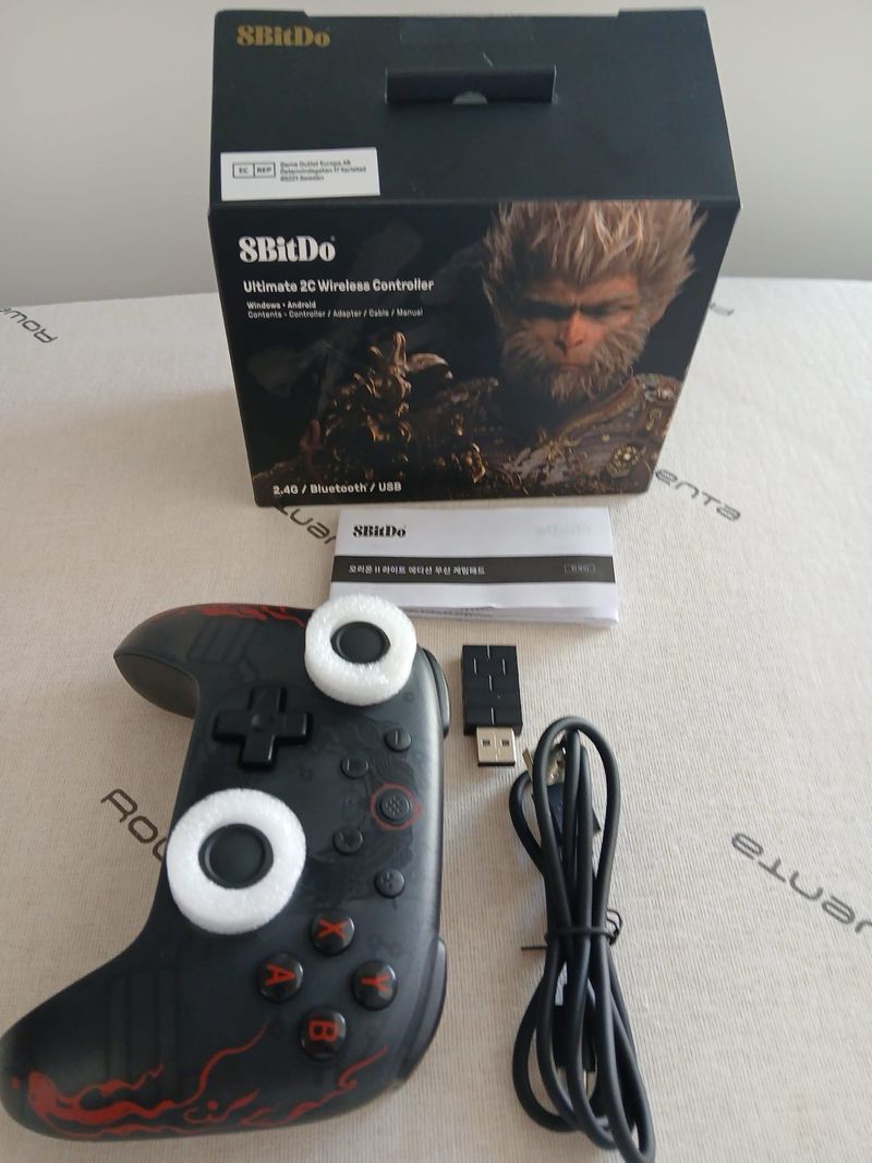 (NOVO) 8BitDo Ultimate 2C Wireless Controller afbeelding 3