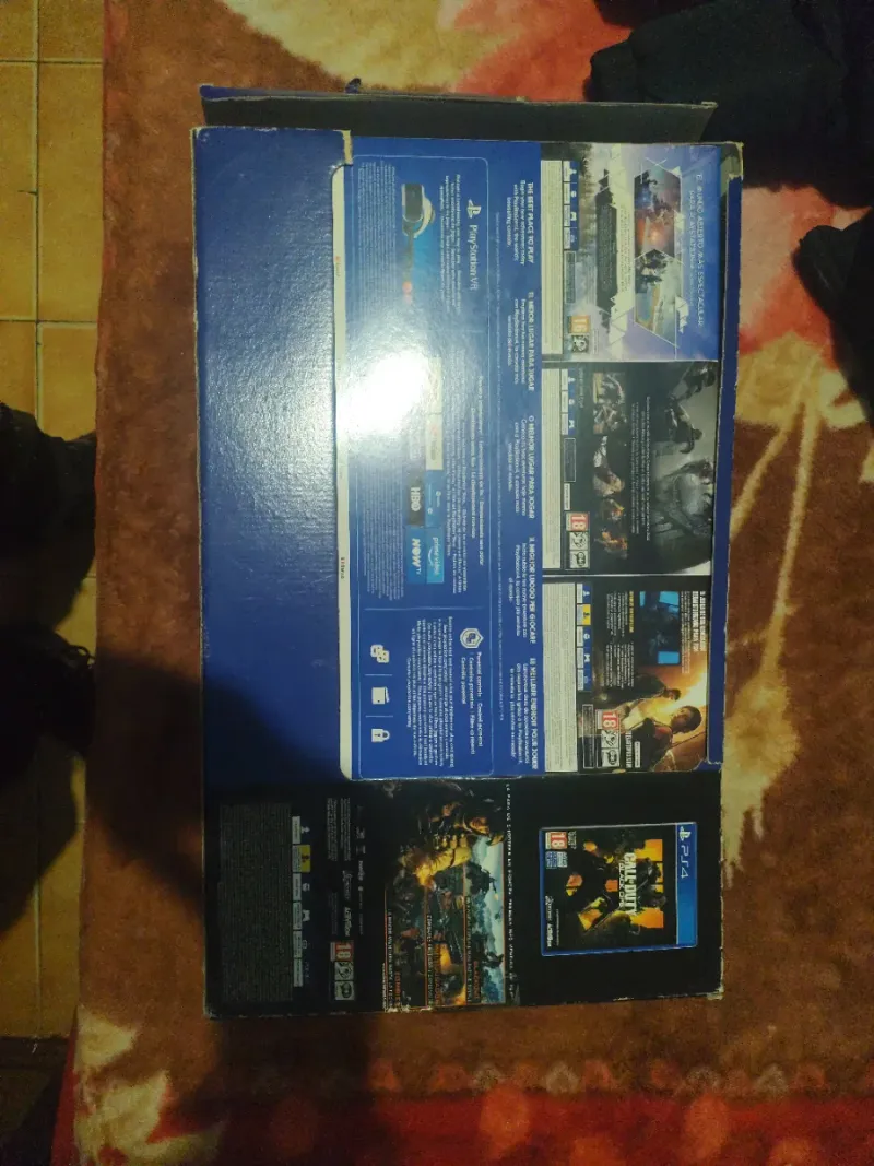 *COMO NUEVA* Ps4 Slim afbeelding 2