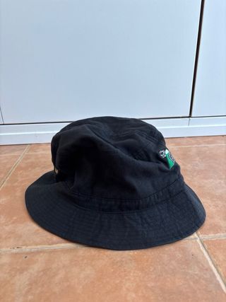 Gorro bucket con estampado South Park