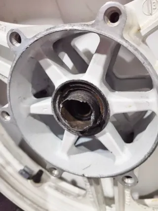 Rueda del. Kawasaki GPZ500