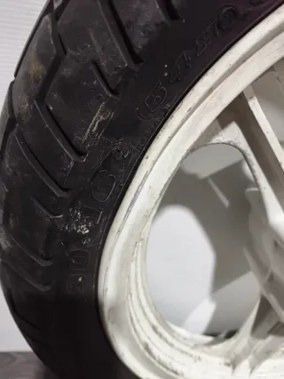 Rueda del. Kawasaki GPZ500