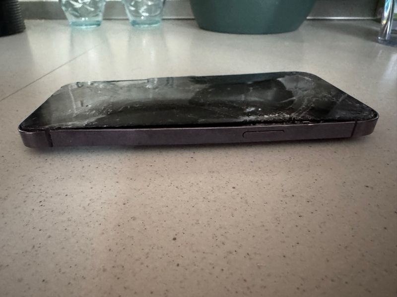 iPhone 14 Pro Max 256GB con batería dañada al 93% afbeelding 5
