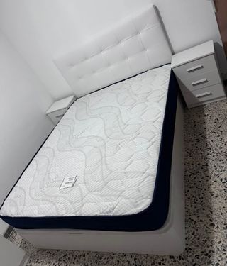 Colchón y canapé abatible