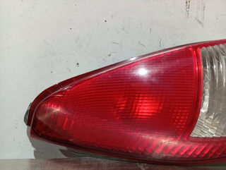 PILOTO TRASERO IZQUIERDO SUZUKI LIANA (RH/ER)