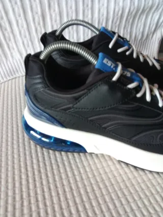 Zapatillas Zara Negras y Azules