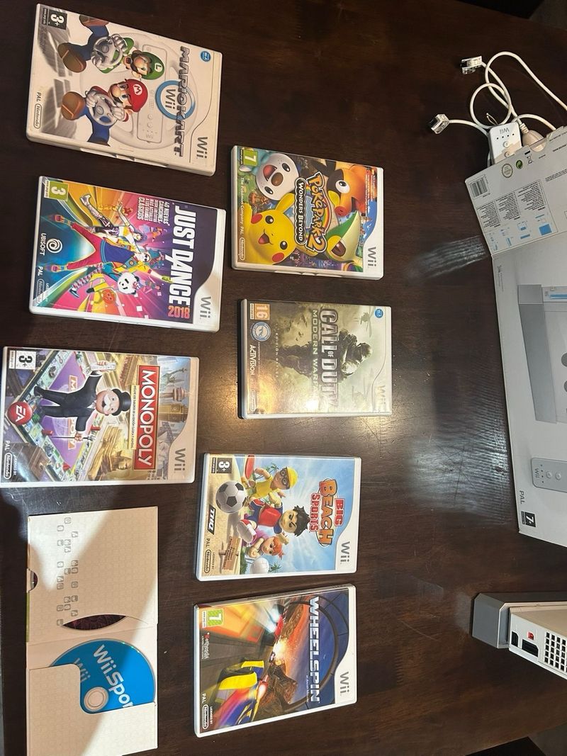 Nintendo Wii + 9 Juegos afbeelding 6
