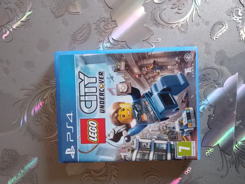 LEGO City Undercover PS4