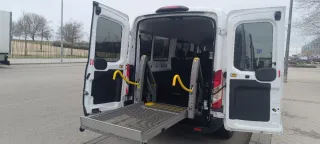 Ford Transit 2018 9 plazas trampilla minusválidos
