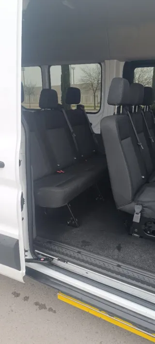 Ford Transit 2018 9 plazas trampilla minusválidos