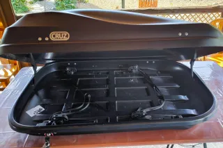 Cofre de coche Cruz Road 370