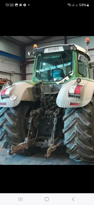 Tractor Fendt Verde