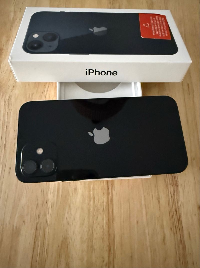 iPhone 12 128GB Negro afbeelding 2