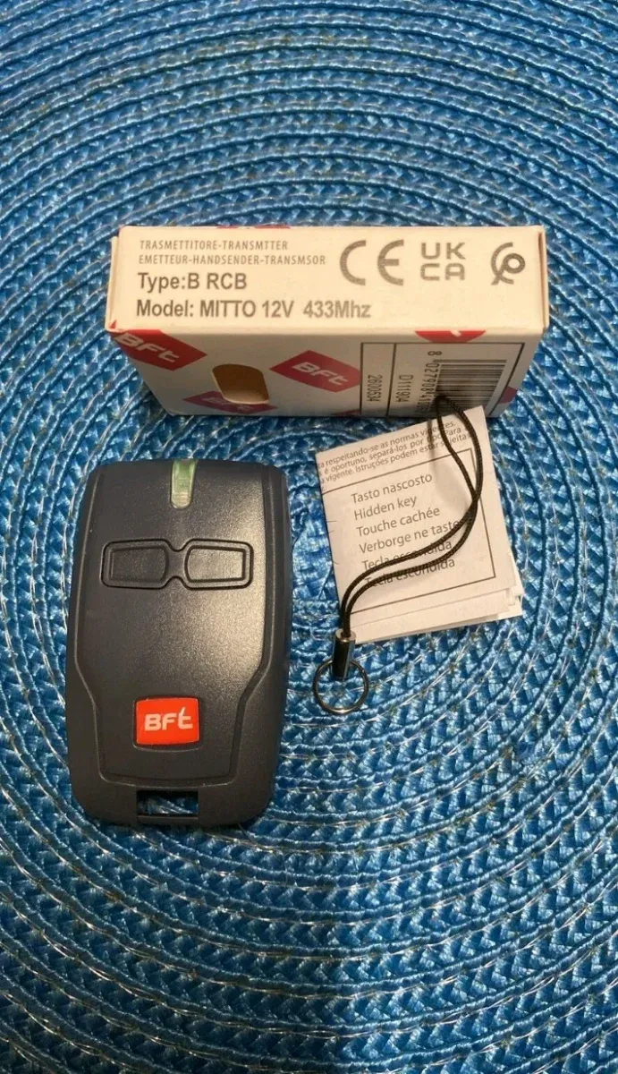 Control remoto Bft Mitto B RCB código rodante 2 botones