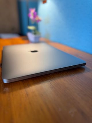 MacBook Pro 13 pulgadas 2020 Touch Bar 256Gb