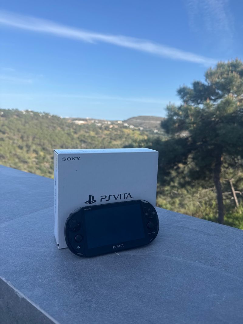PS Vita Desbloqueada Sony Negra