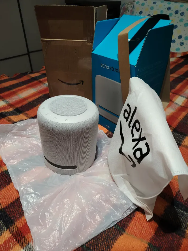 Amazon Echo Studio Gris afbeelding 4