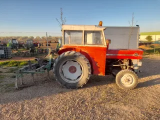 Tractor Massey Ferguson 147
