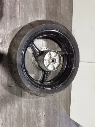 Rueda Tras. Honda CBR600RR