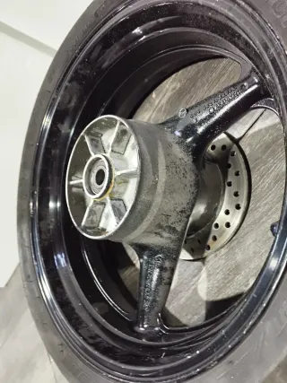 Rueda Tras. Honda CBR600RR