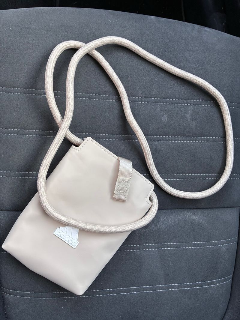 Bandolera Adidas para móvil color beige
