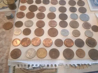 Monedas y Billetes Colección Variada