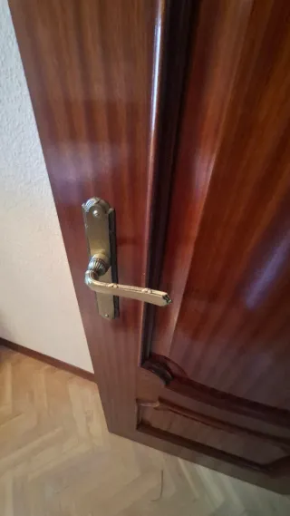 Puertas Sapelli Buen Estado. 72cm.