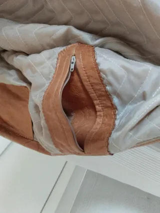 Cazadora de cuero marrón