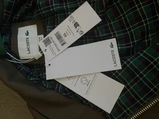 Chaqueta Lacoste Harrington Sarga Hidrófuga Marrón