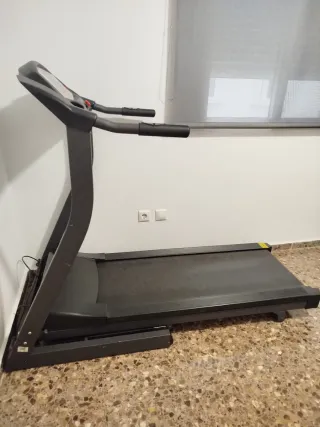 Cinta de correr plegable.