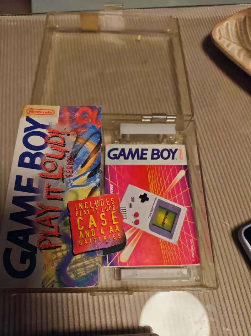 Nintendo Game Boy Play It Loud PAL ESP afbeelding 2