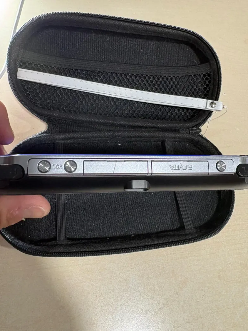 Ps Vita OLED Azul Sony afbeelding 10
