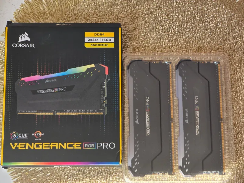 Corsair Vengeance RGB Pro 16GB (2x8GB) DDR4 3600MHz