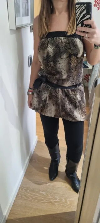 Vestido/Top estampado serpiente