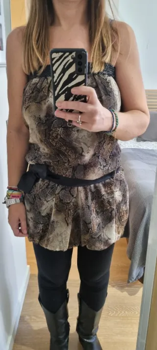 Vestido/Top estampado serpiente