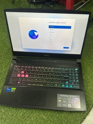 Portátil Gaming MSI Katana 15 B13V Como Nuevo