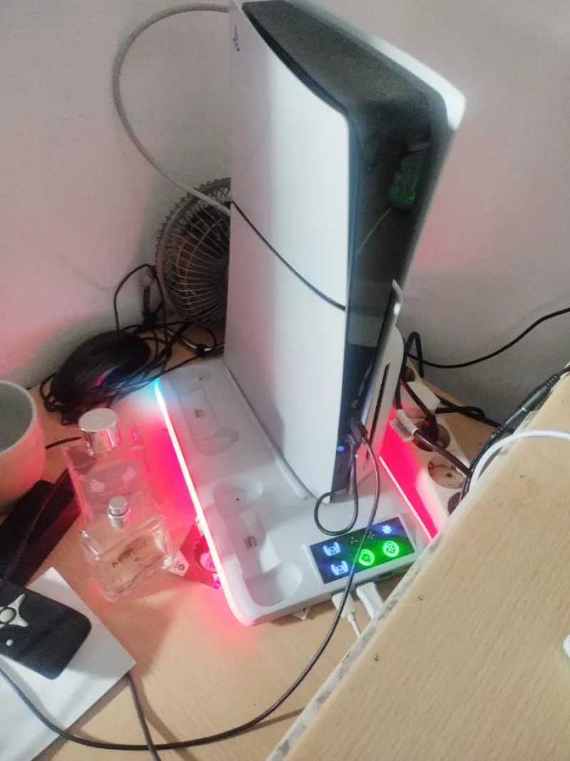 Base Carga PS5 con Ventilador y Luces LED afbeelding 3