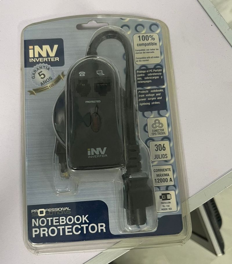 Protector Sobretensión Notebook INV 12000A