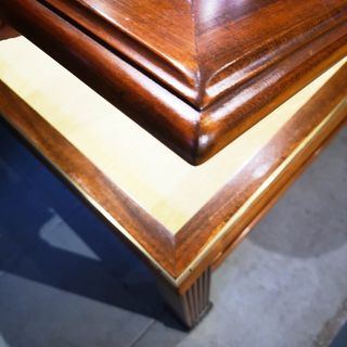 MESA BAJA CENTRO VITRINA R3760073048099