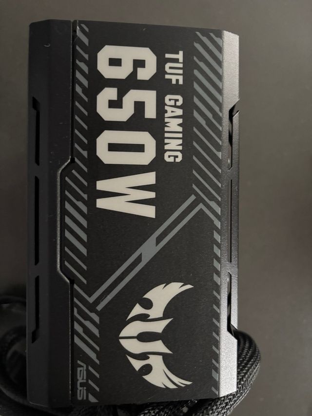 Fuente Alimentación ASUS TUF Gaming 650W Bronze