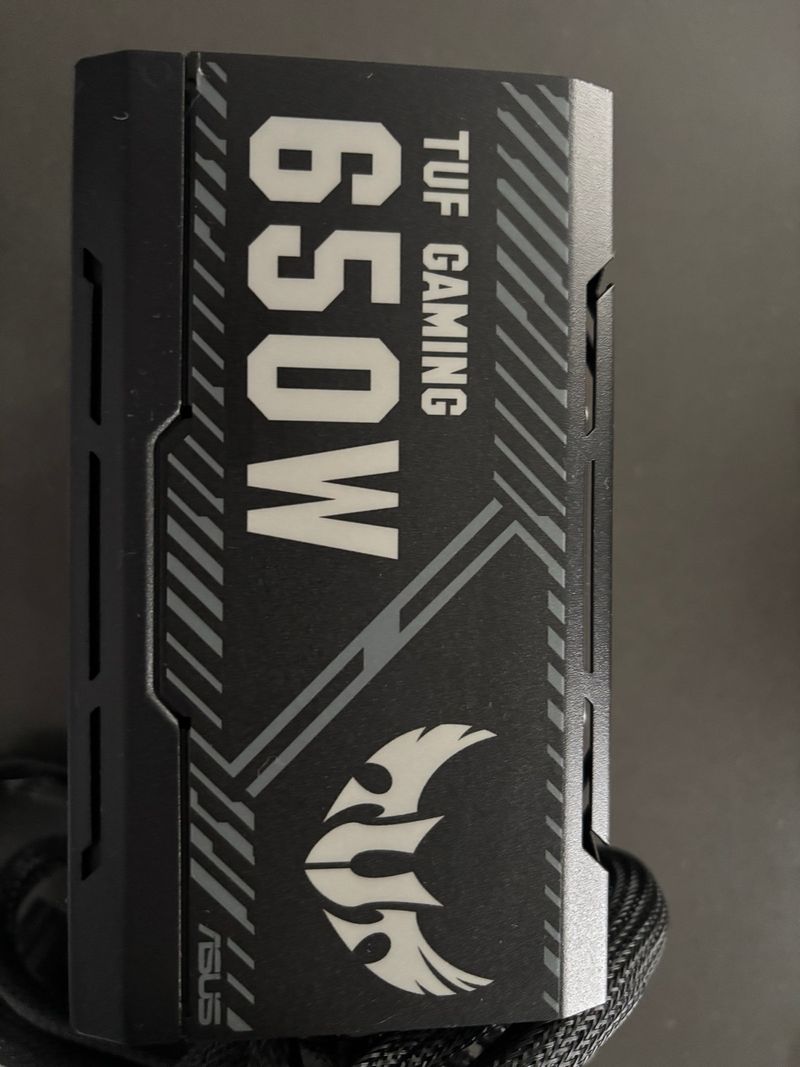 Fuente Alimentación ASUS TUF Gaming 650W Bronze