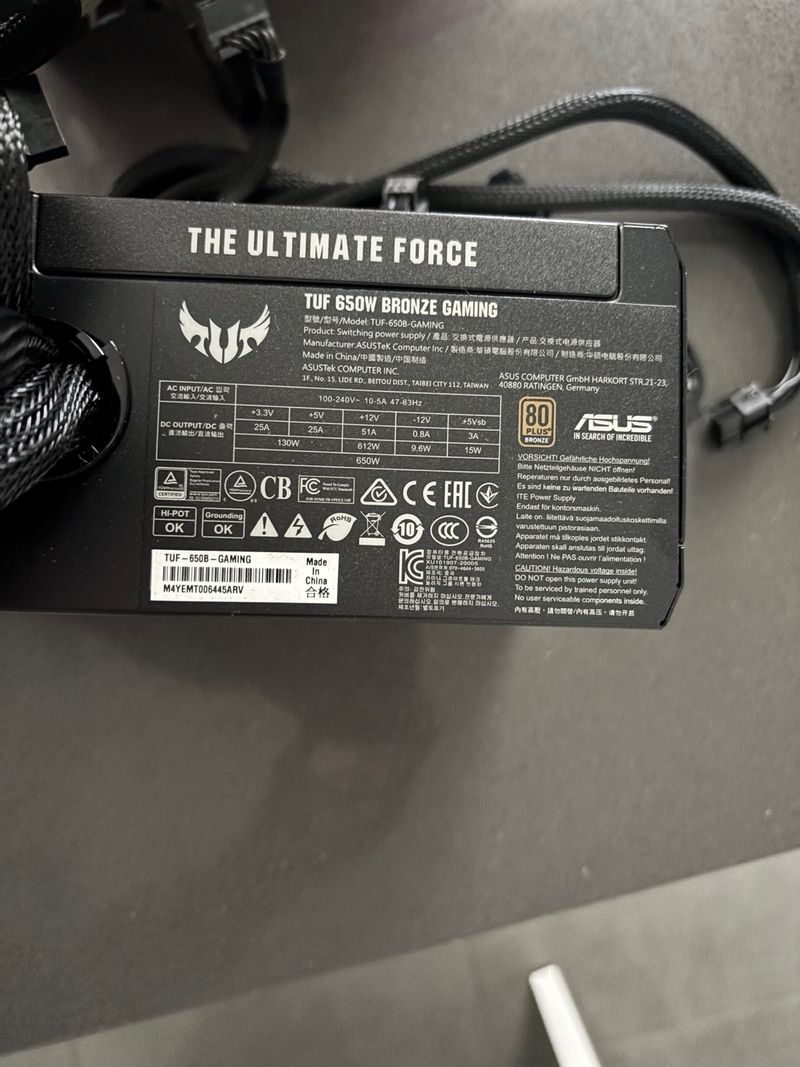 Fuente Alimentación ASUS TUF Gaming 650W Bronze afbeelding 4
