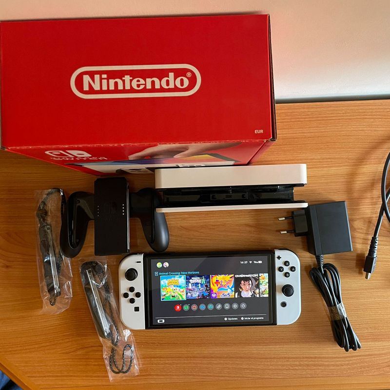 Nintendo Switch OLED Blanca + Accesorios afbeelding 3