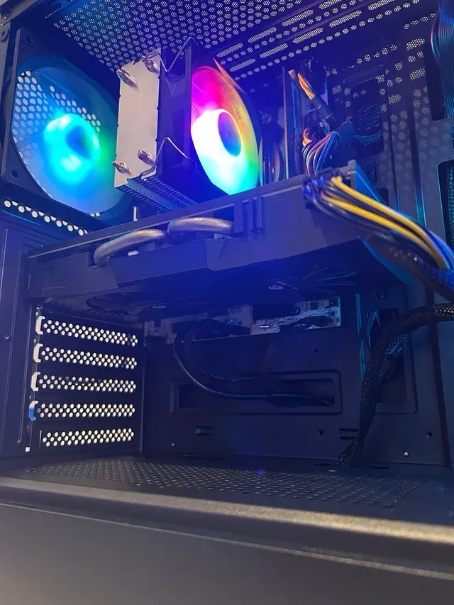 PC Gaming 14 Nucleos, RX 580 8gb! afbeelding 3