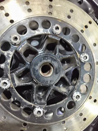 Rueda Tras. Yamaha FZR600 (1996)