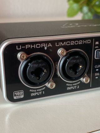 Behringer U-PHORIA UMC202HD Interfaz de Audio